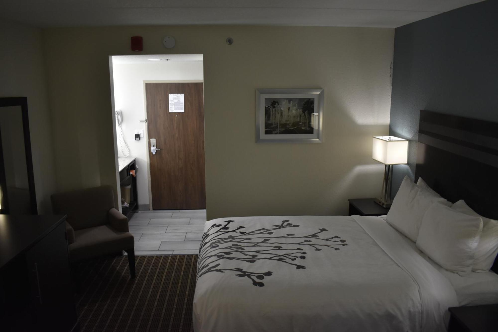 Sleep & West Hotel