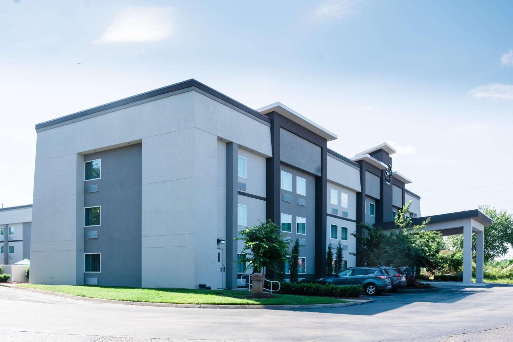Hotel Clarion Inn&suites West