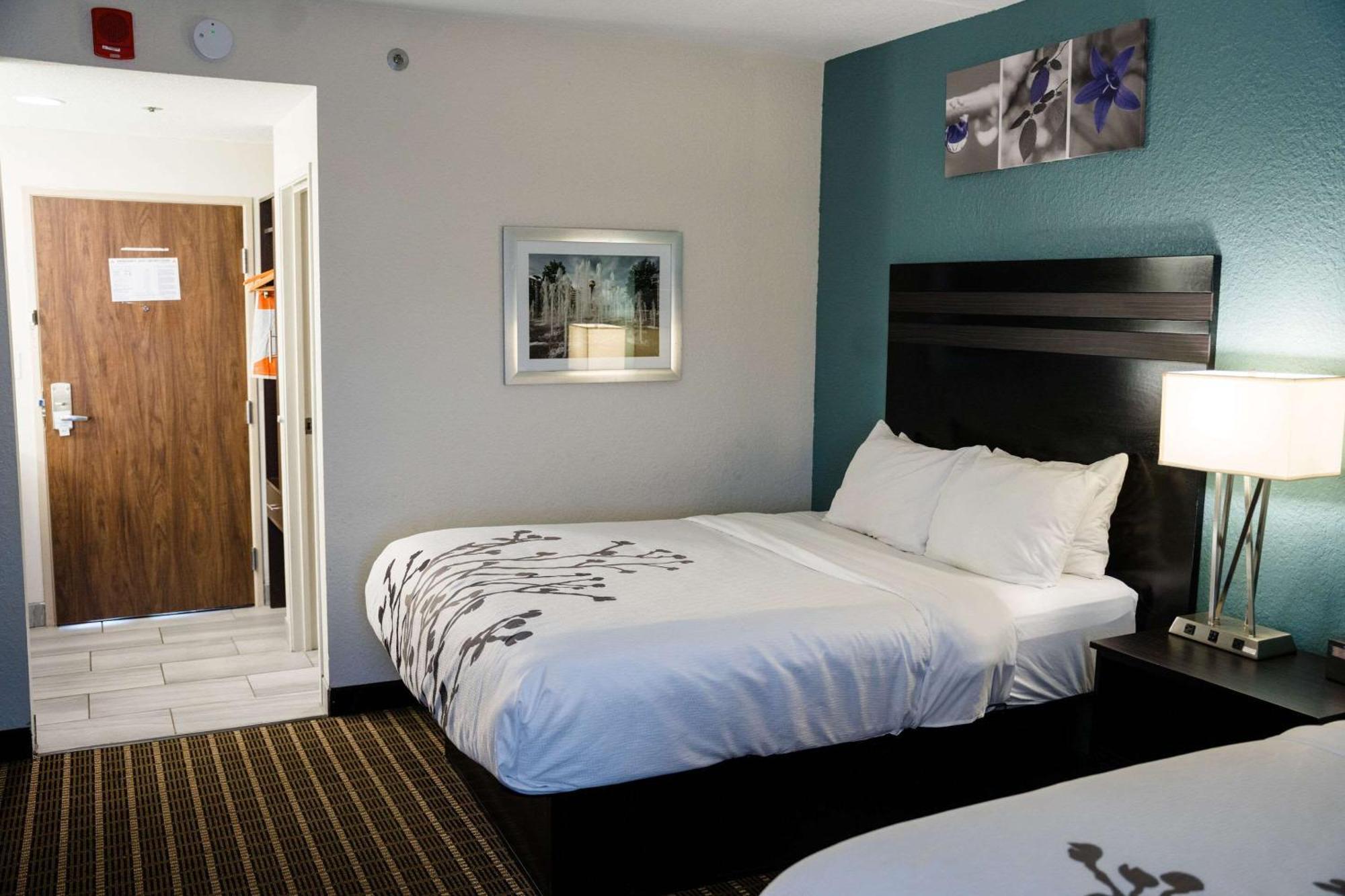 Sleep & West Hotel