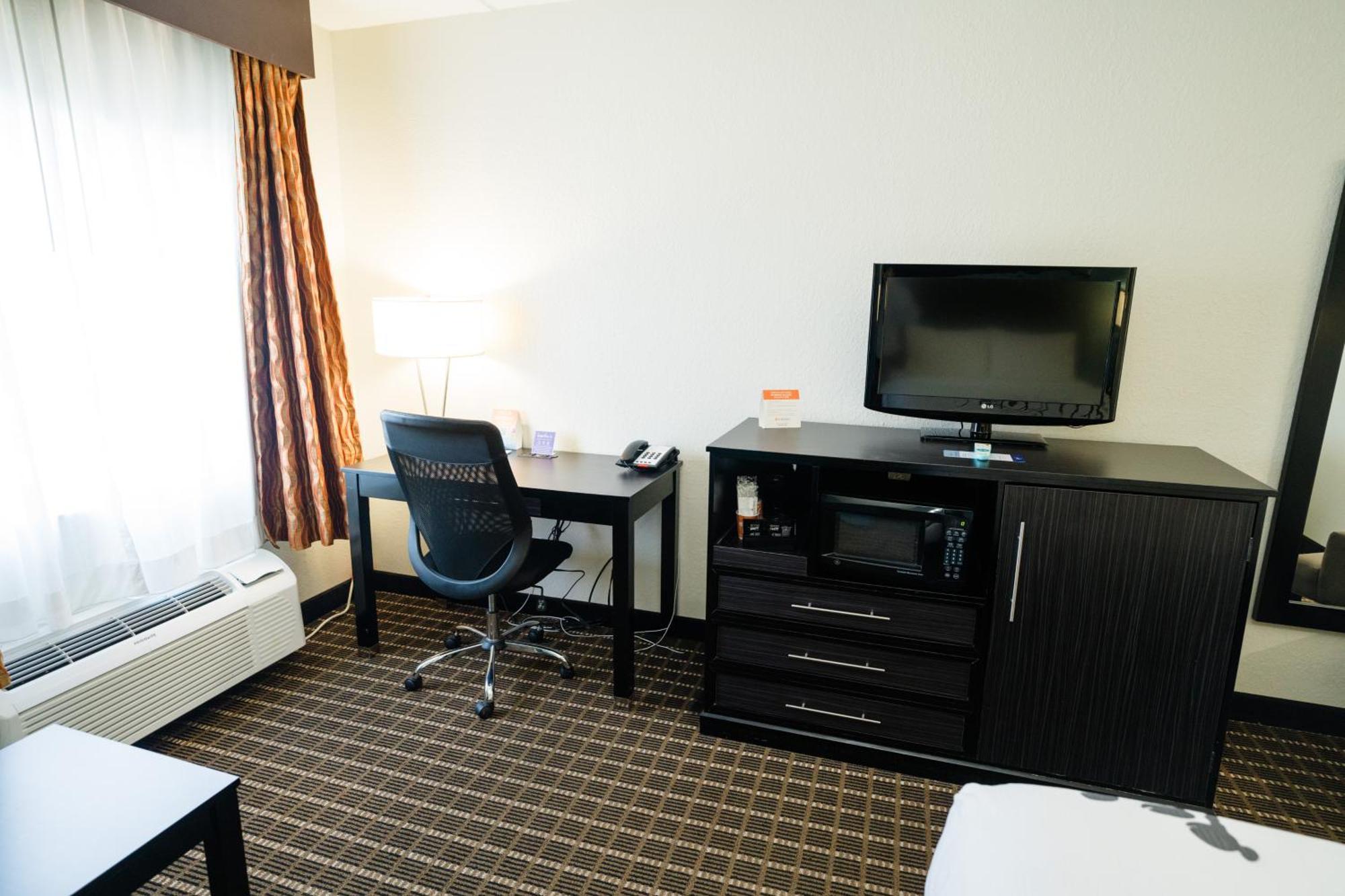 Sleep & West 2* Knoxville